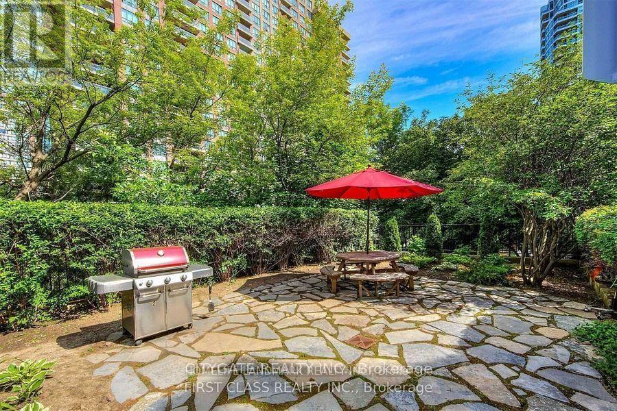 612 - 55 Elm Drive, Mississauga, Ontario  L5B 3Z3 - Photo 34 - W12450301