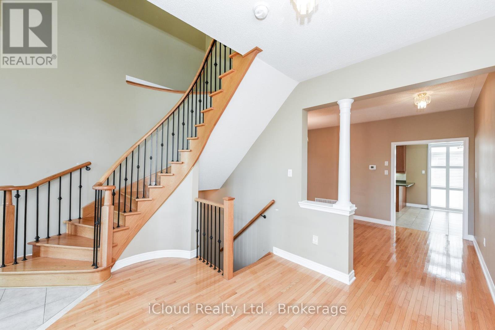 15 Cooperage Street, Brampton, Ontario  L6Y 5J2 - Photo 7 - W12322423