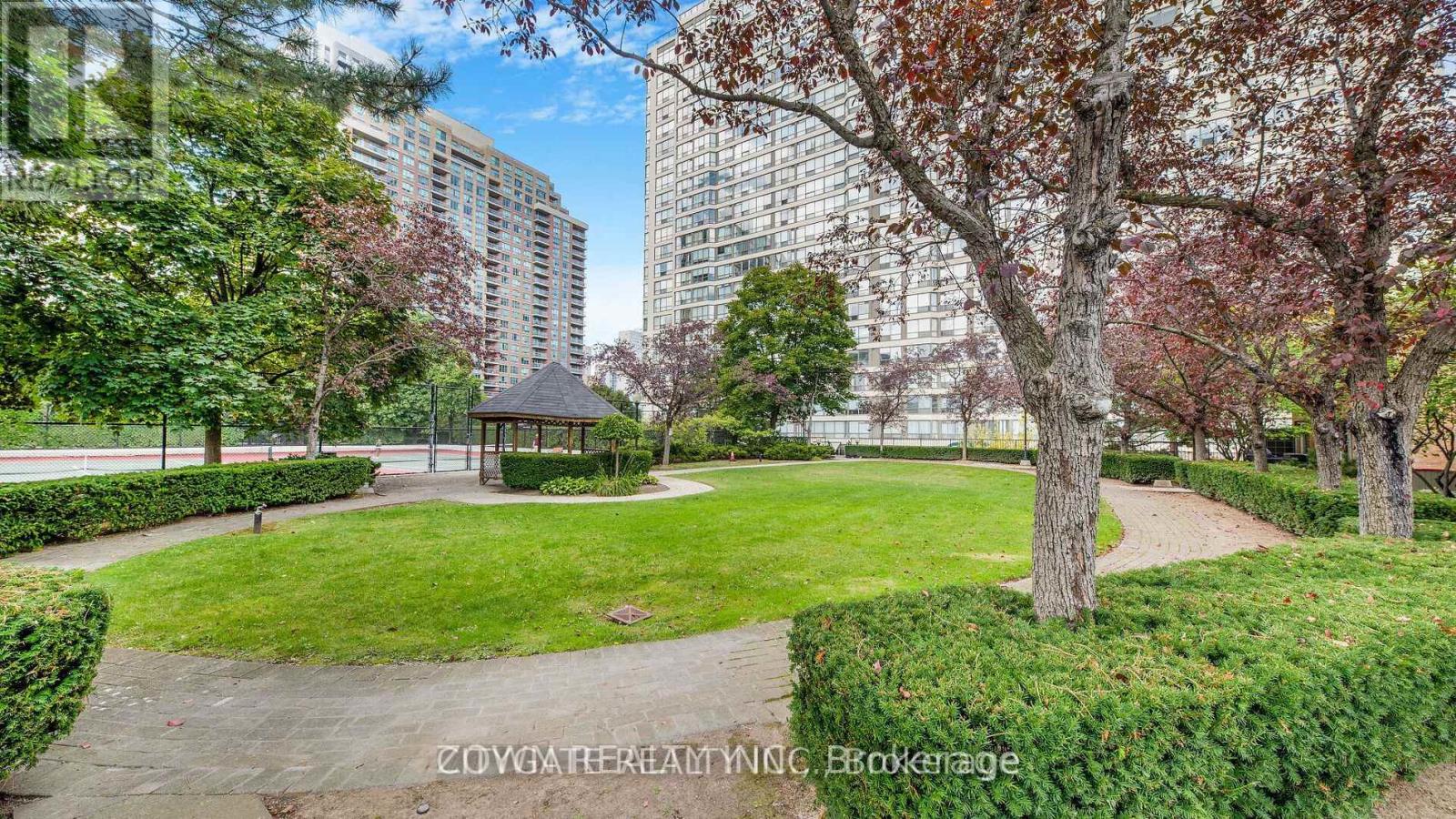 612 - 55 Elm Drive, Mississauga, Ontario  L5B 3Z3 - Photo 32 - W12450301