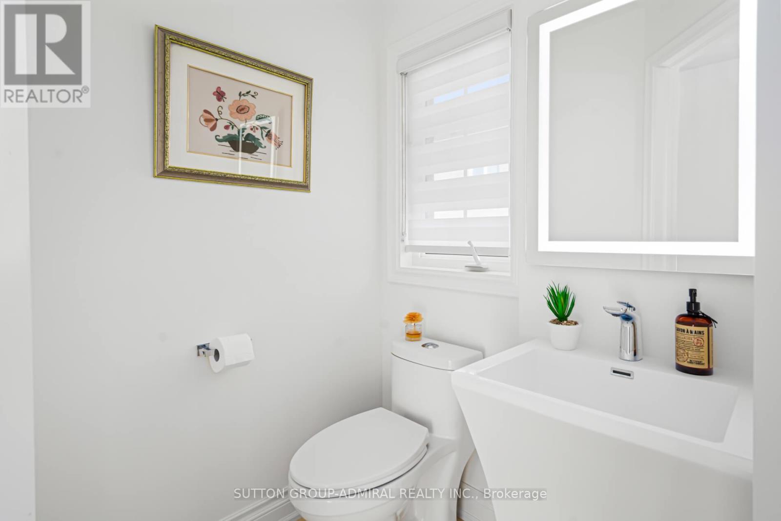 10 Oak Park Crescent, Vaughan, Ontario  L6A 0B3 - Photo 17 - N12450365