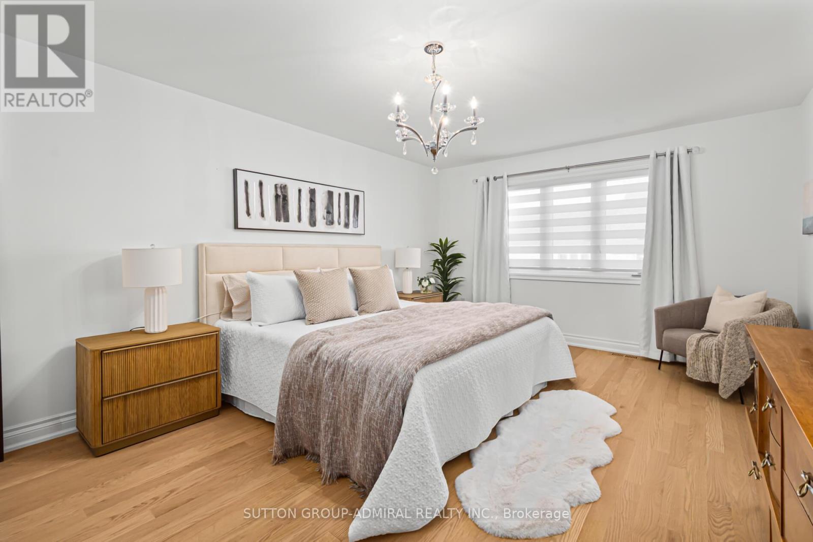 10 Oak Park Crescent, Vaughan, Ontario  L6A 0B3 - Photo 19 - N12450365