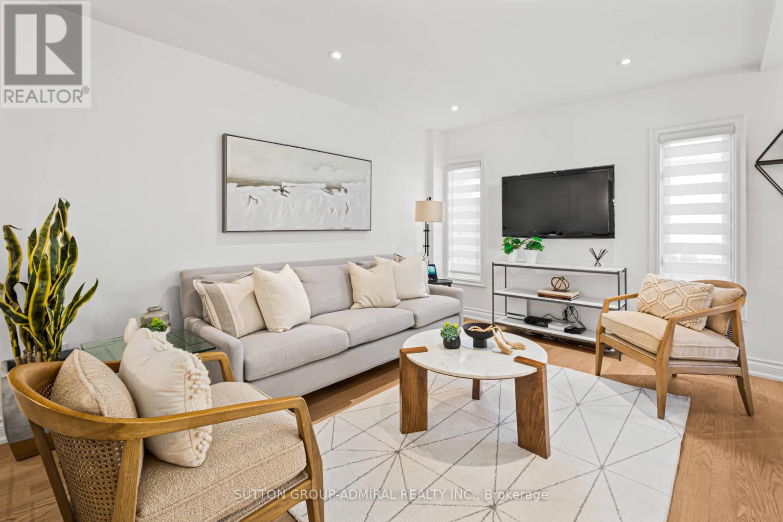 10 Oak Park Crescent, Vaughan, Ontario  L6A 0B3 - Photo 8 - N12450365