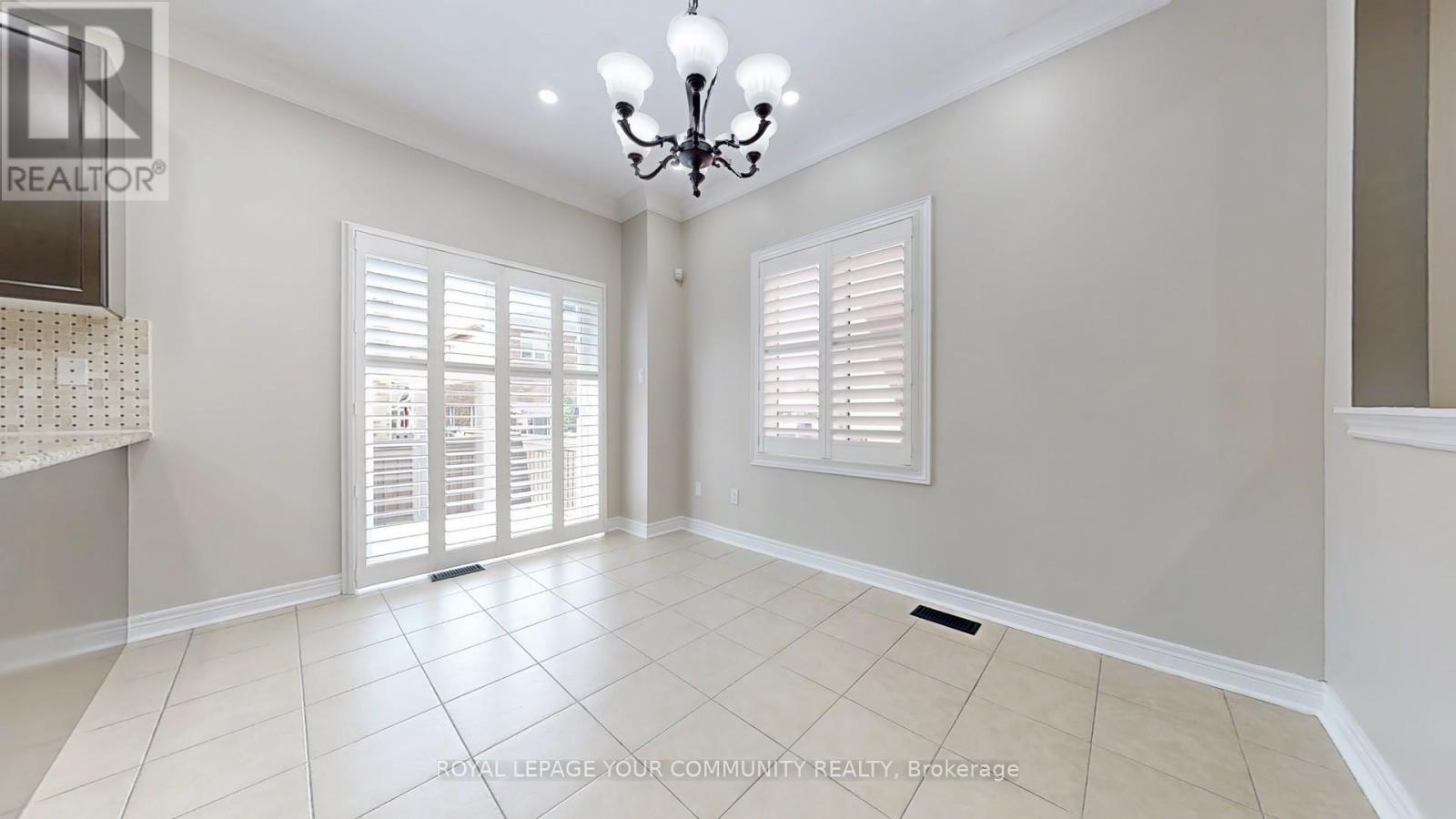 92 Laval Street, Vaughan (Vellore Village), Ontario  L4H 0P2 - Photo 15 - N12450377