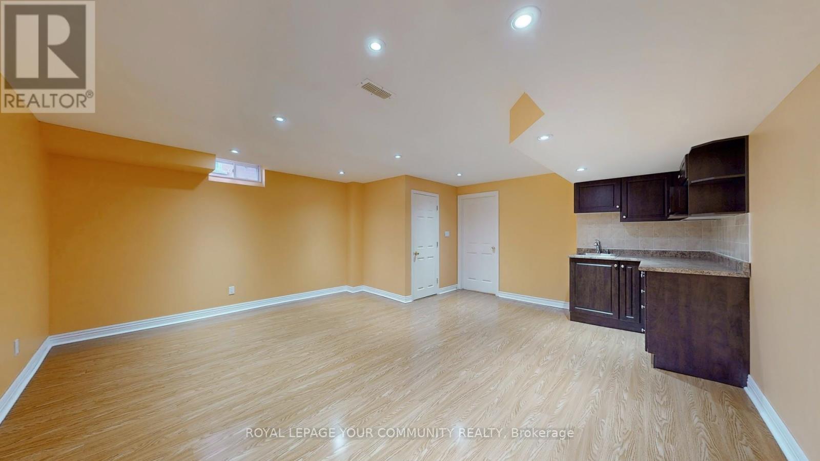 92 Laval Street, Vaughan (Vellore Village), Ontario  L4H 0P2 - Photo 33 - N12450377