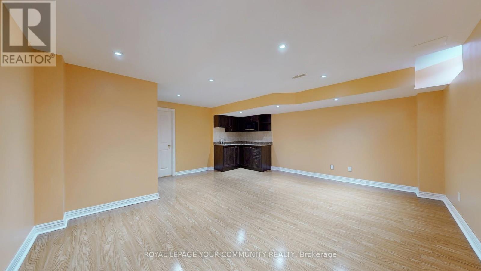 92 Laval Street, Vaughan (Vellore Village), Ontario  L4H 0P2 - Photo 34 - N12450377