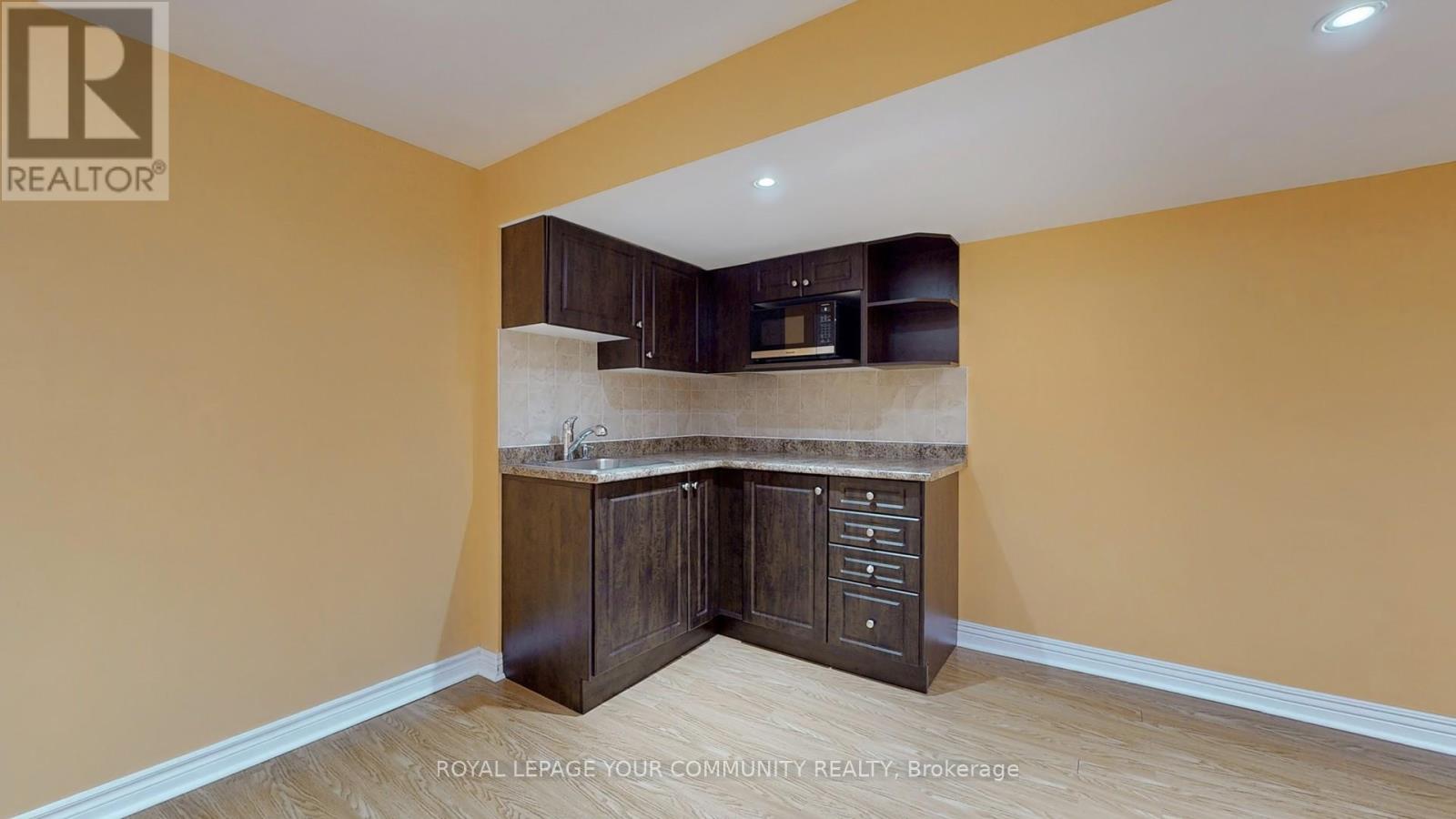 92 Laval Street, Vaughan (Vellore Village), Ontario  L4H 0P2 - Photo 35 - N12450377