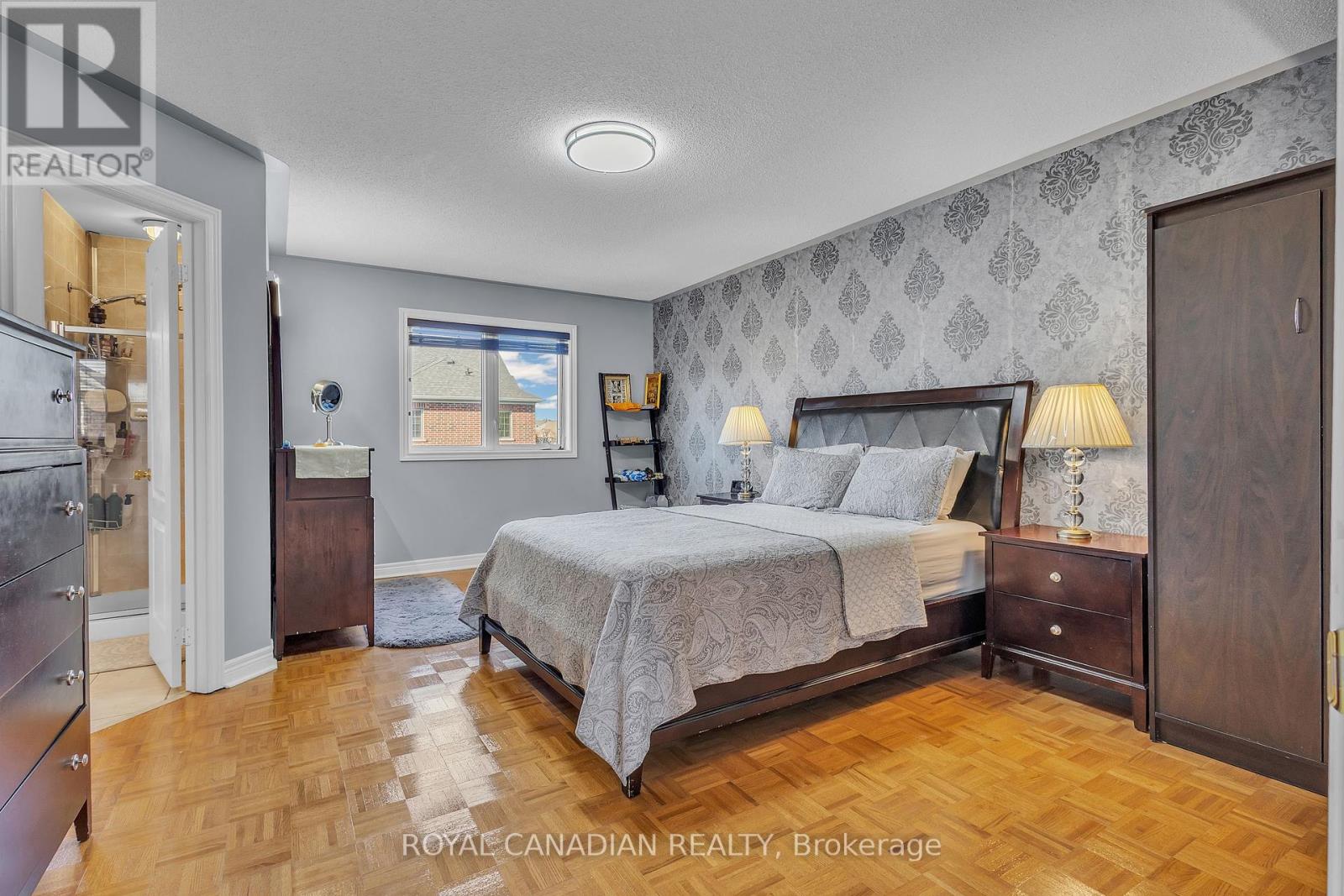 6 Mediterra Drive, Vaughan (Vellore Village), Ontario  L4H 3B6 - Photo 18 - N12450411