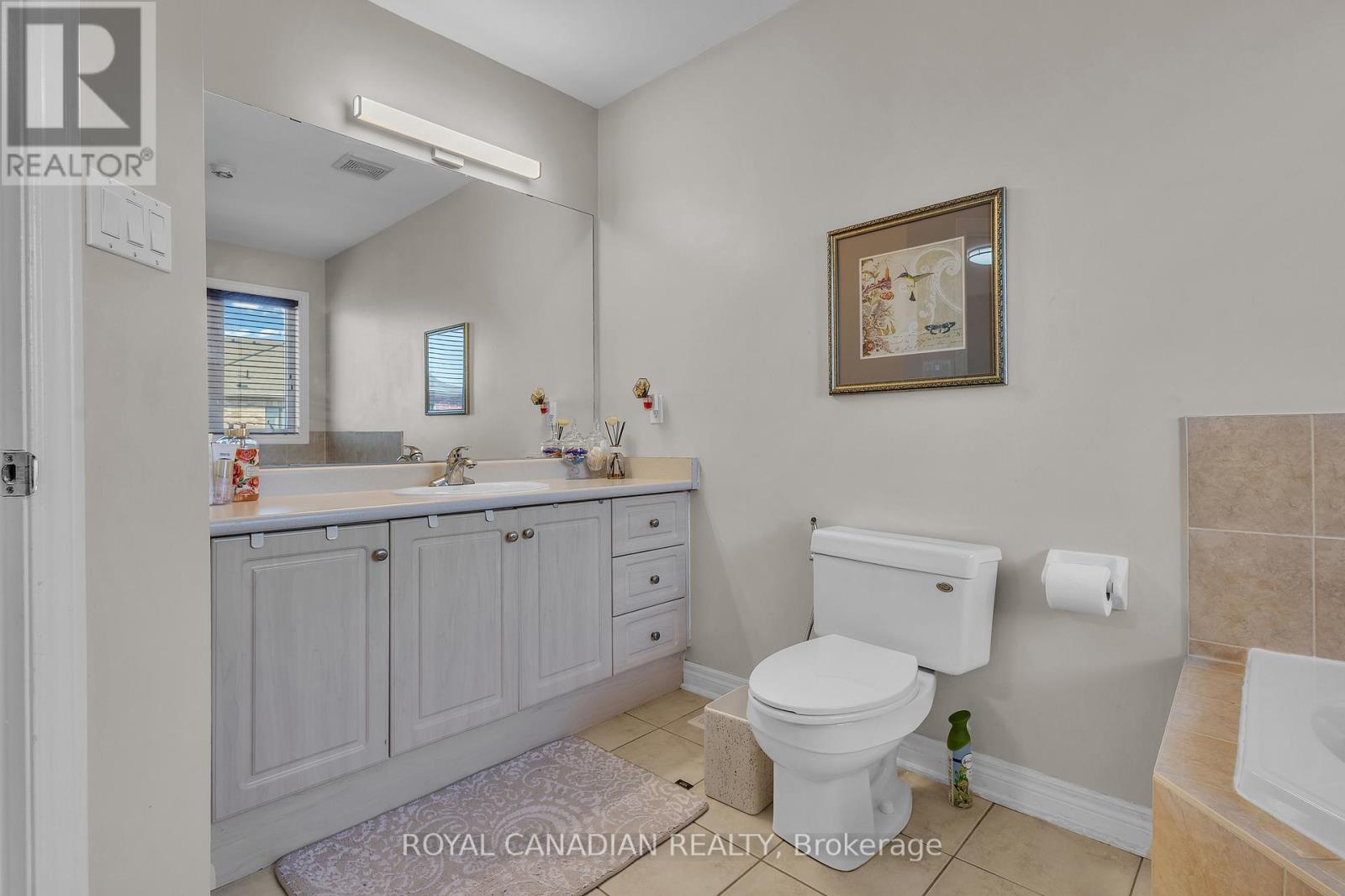 6 Mediterra Drive, Vaughan (Vellore Village), Ontario  L4H 3B6 - Photo 20 - N12450411