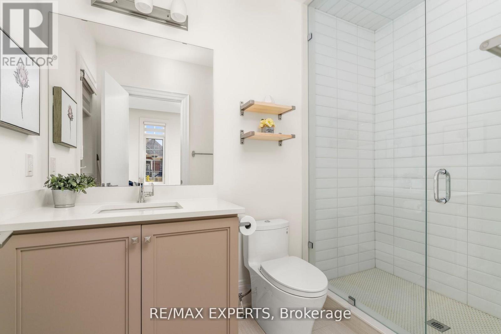 17 Kinburn Crescent, Vaughan, Ontario  L3L 0E9 - Photo 45 - N12450423