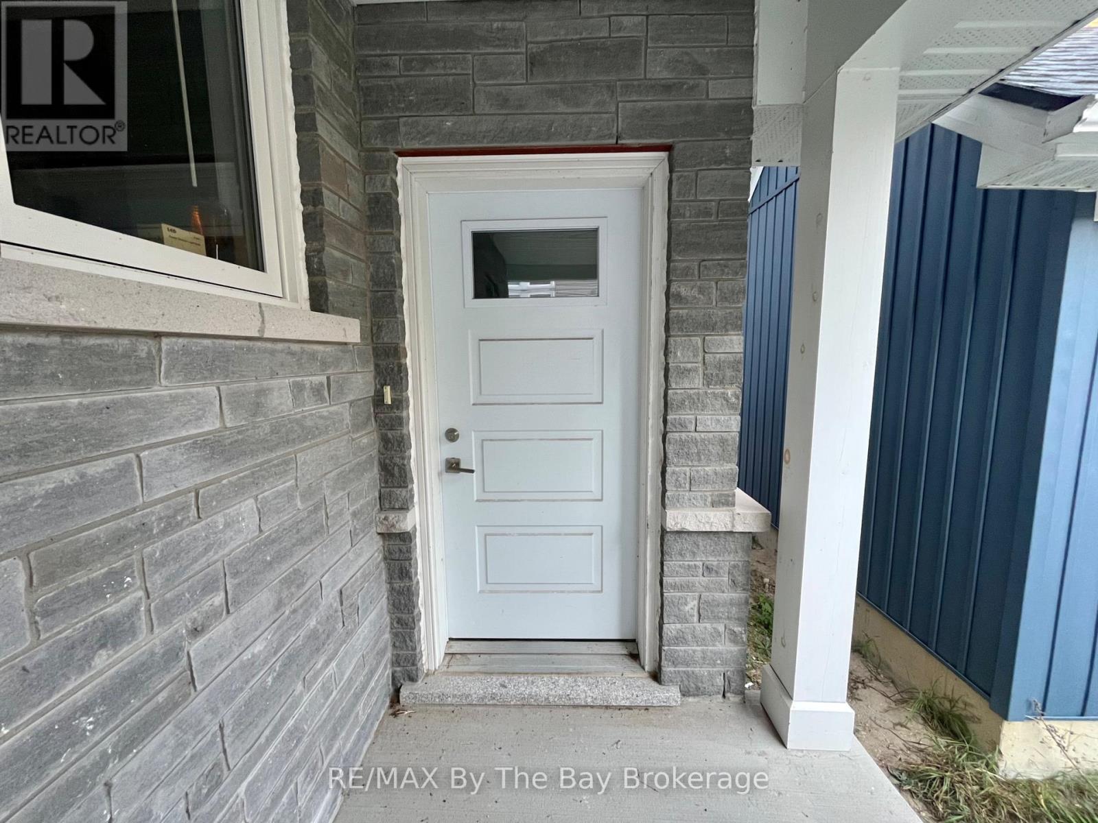 Bsmt - 3148 Mosley Street, Wasaga Beach, Ontario  L9Z 1V6 - Photo 2 - S12450454