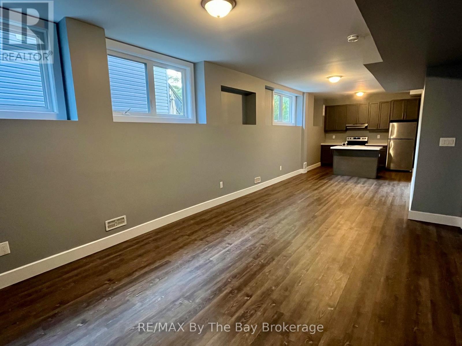 Bsmt - 3148 Mosley Street, Wasaga Beach, Ontario  L9Z 1V6 - Photo 3 - S12450454