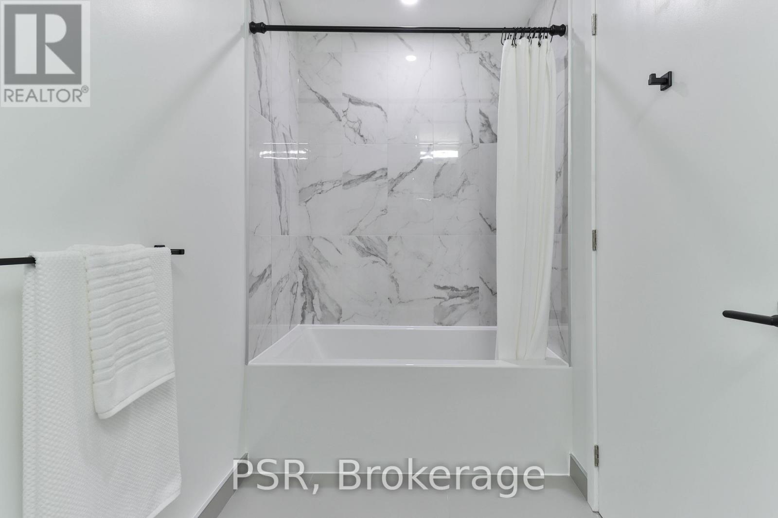 702 - 1285 Dupont Street, Toronto, Ontario  M6H 2A6 - Photo 13 - W12450319