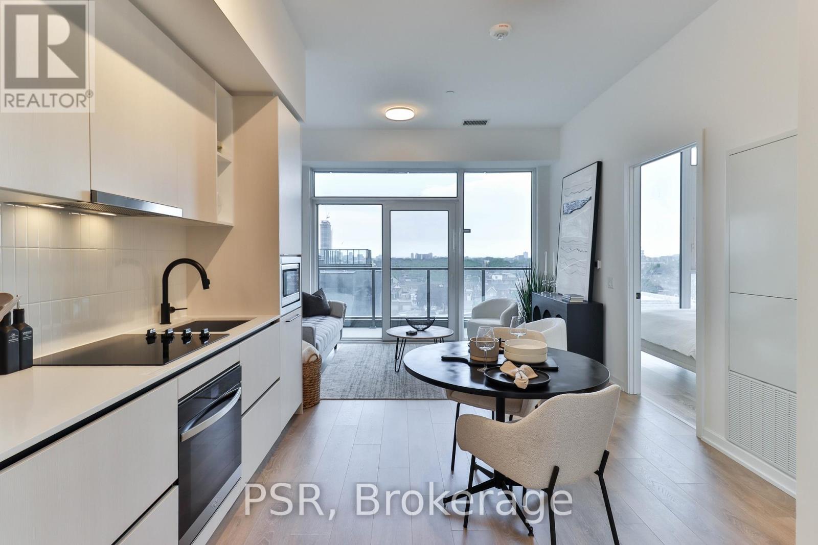 702 - 1285 Dupont Street, Toronto, Ontario  M6H 2A6 - Photo 2 - W12450319