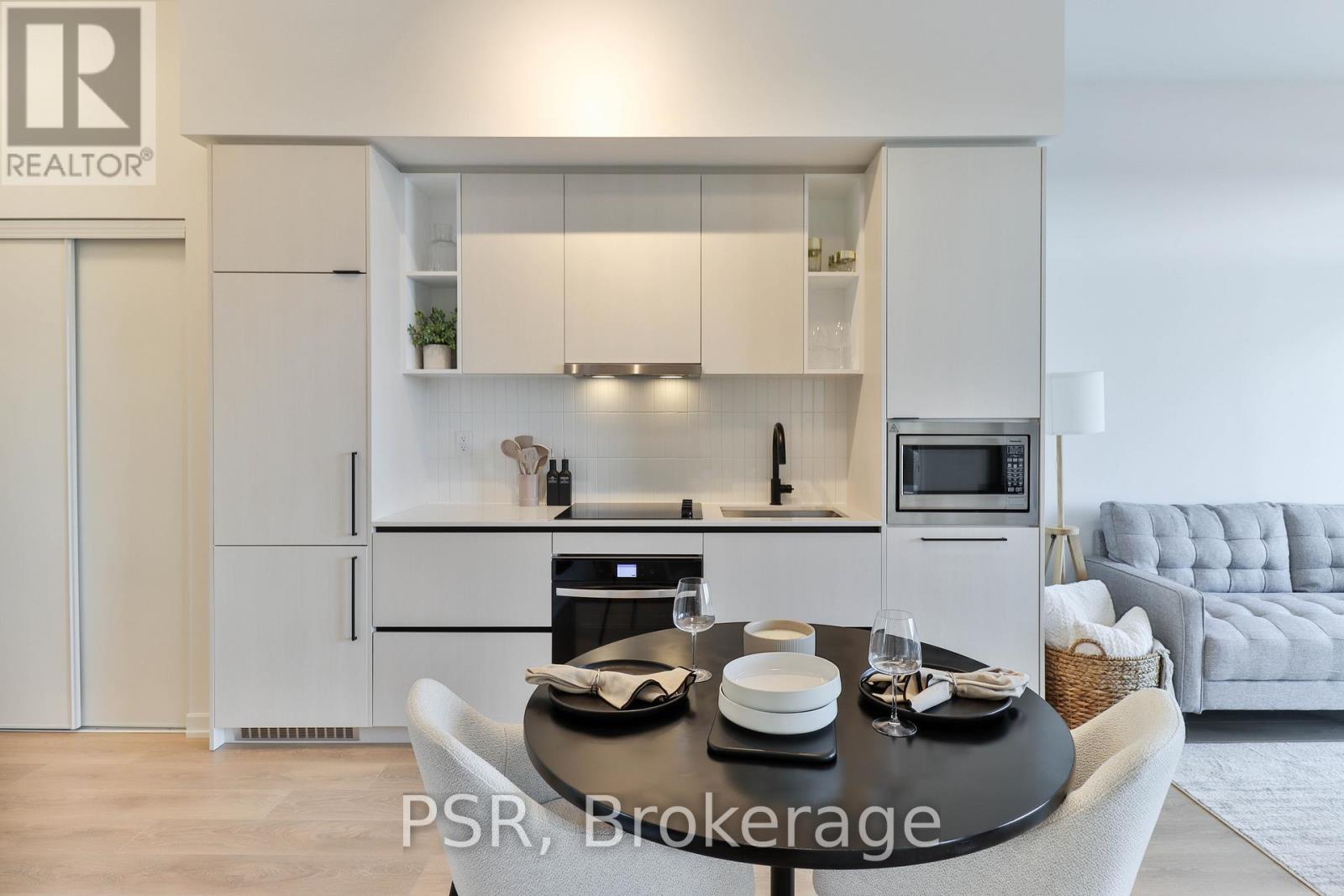 702 - 1285 Dupont Street, Toronto, Ontario  M6H 2A6 - Photo 3 - W12450319