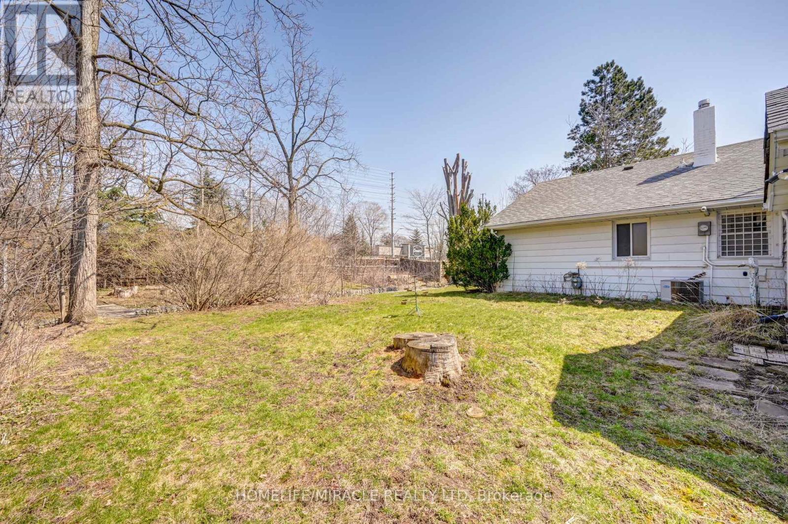 1235 Old River Road, Mississauga (Mineola), Ontario  L5G 3G2 - Photo 49 - W12450337
