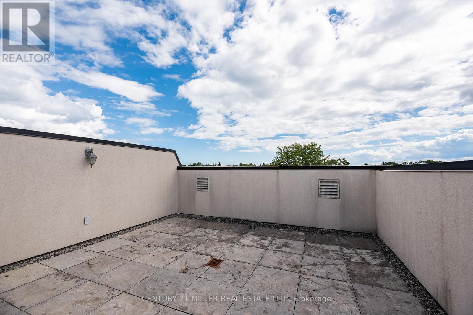 131 Brock Street, Oakville (Co Central), Ontario  L6K 0A2 - Photo 35 - W12450410