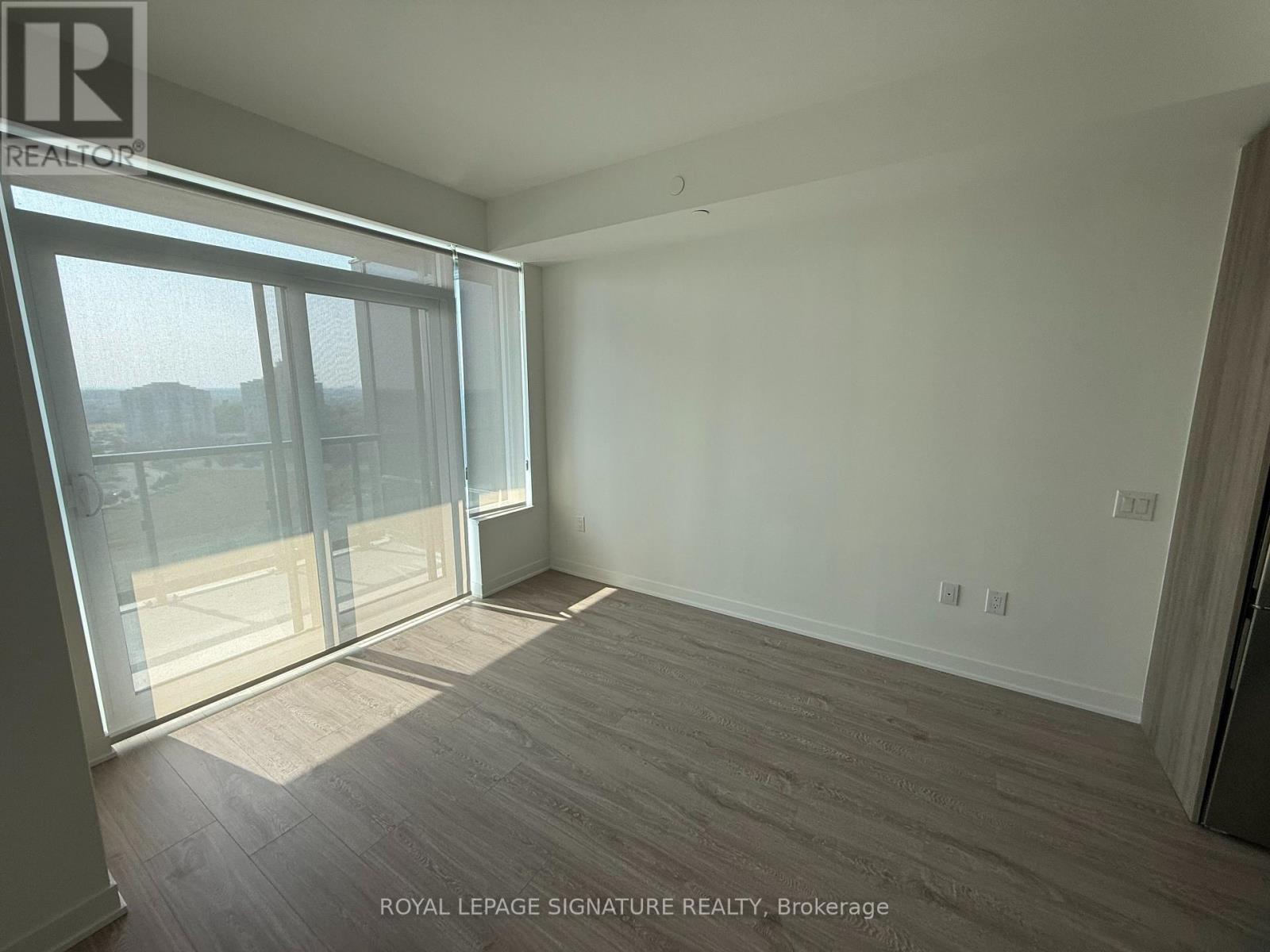 1406 - 2495 Eglinton Avenue W, Mississauga, Ontario  L5M 2T2 - Photo 4 - W12450425