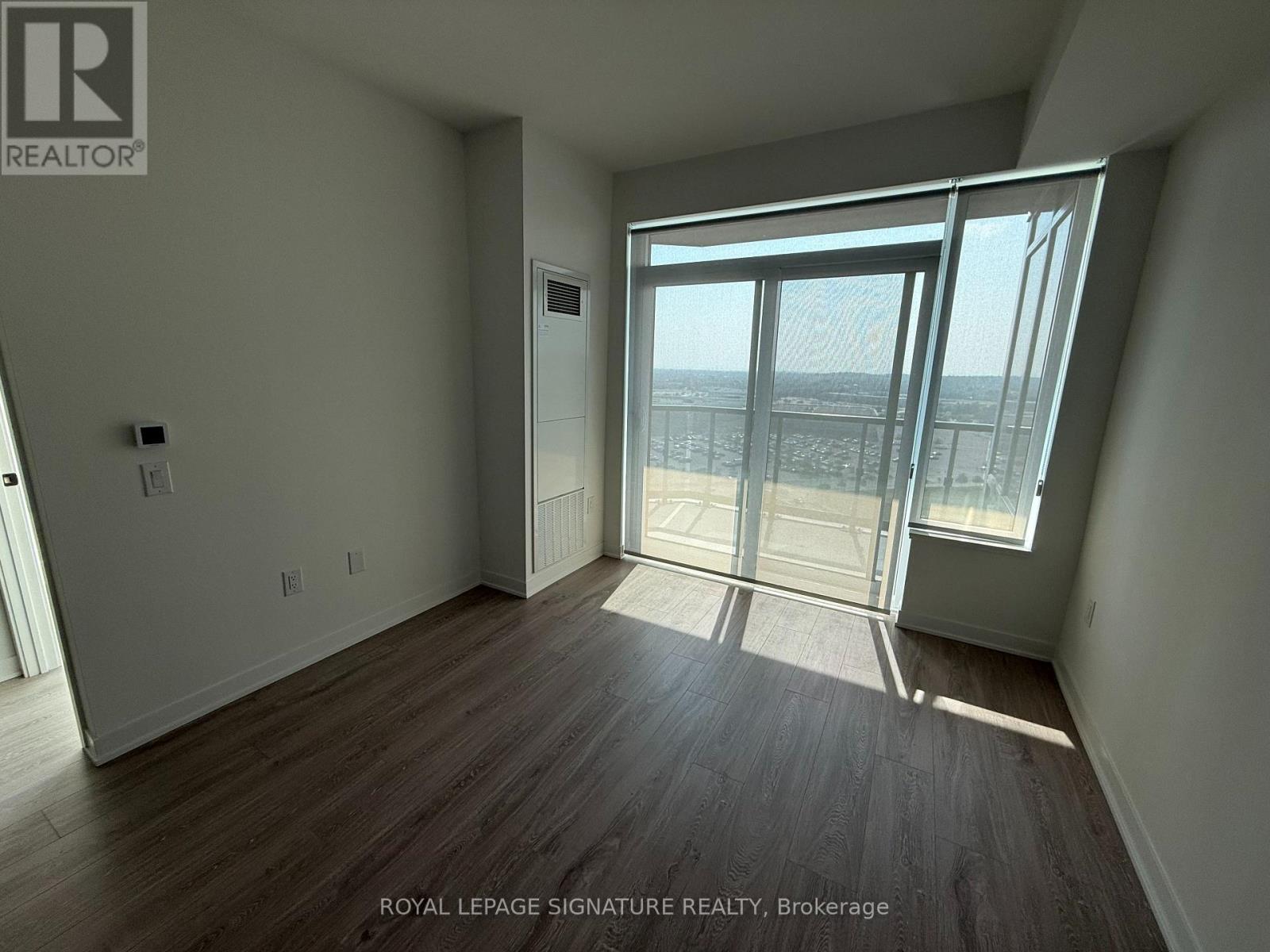1406 - 2495 Eglinton Avenue W, Mississauga, Ontario  L5M 2T2 - Photo 5 - W12450425