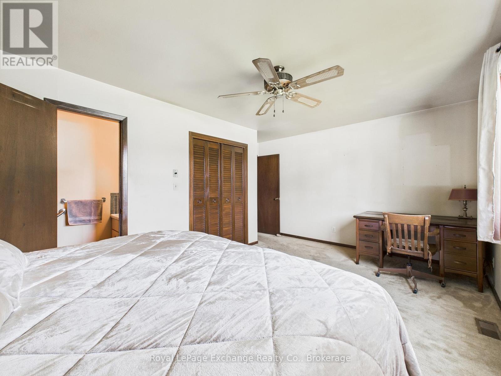 521 Shuter Street, North Huron, Ontario  N0G 2W0 - Photo 19 - X12450494