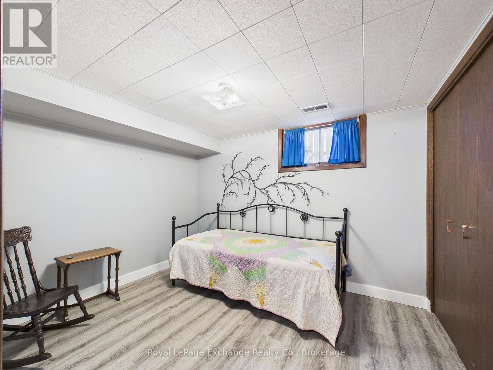 521 Shuter Street, North Huron, Ontario  N0G 2W0 - Photo 29 - X12450494