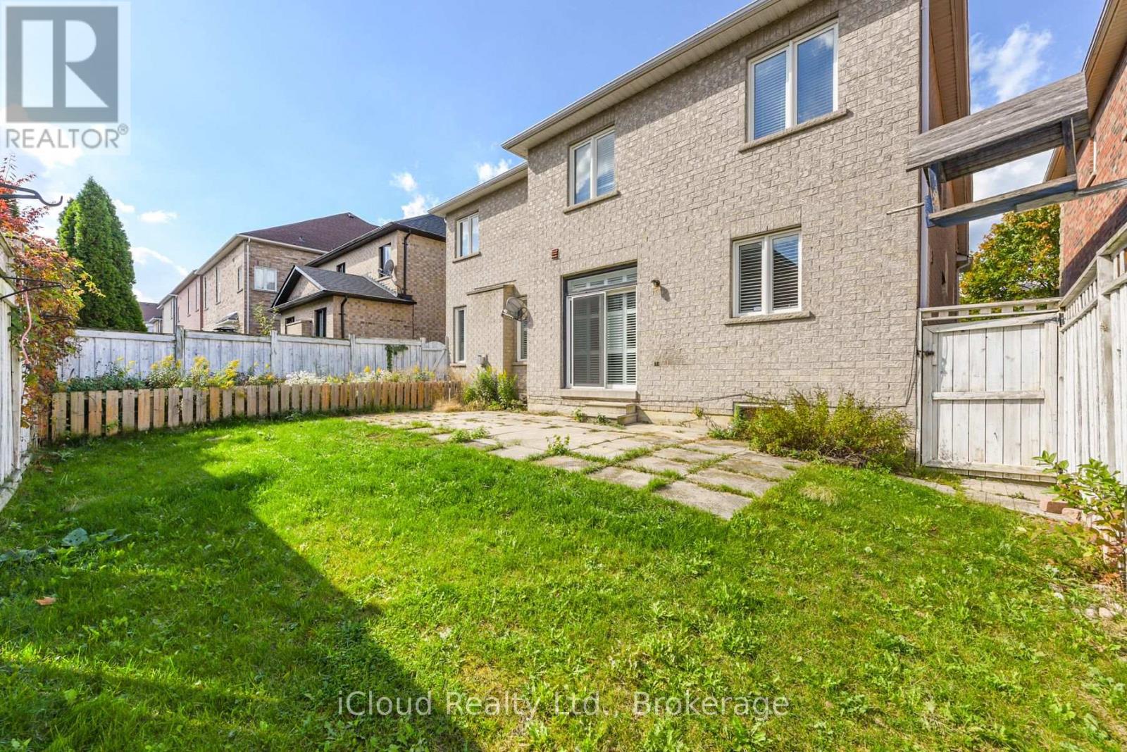 15 Cooperage Street, Brampton, Ontario  L6Y 5J2 - Photo 47 - W12322423