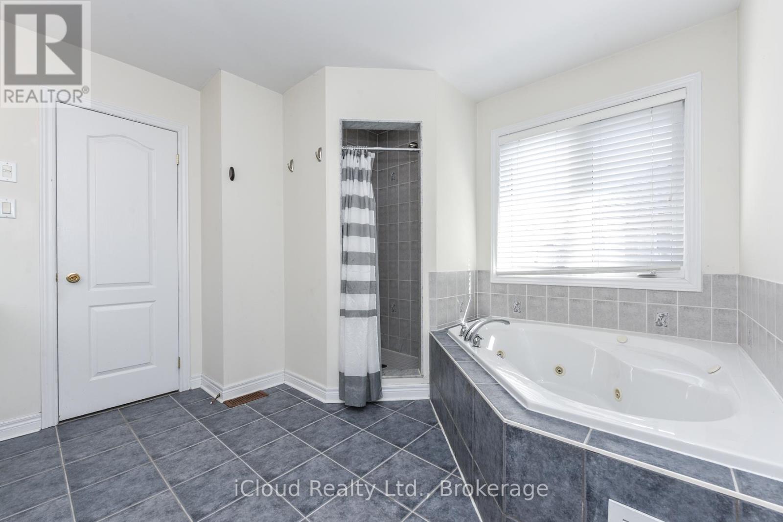 15 Cooperage Street, Brampton, Ontario  L6Y 5J2 - Photo 44 - W12322423
