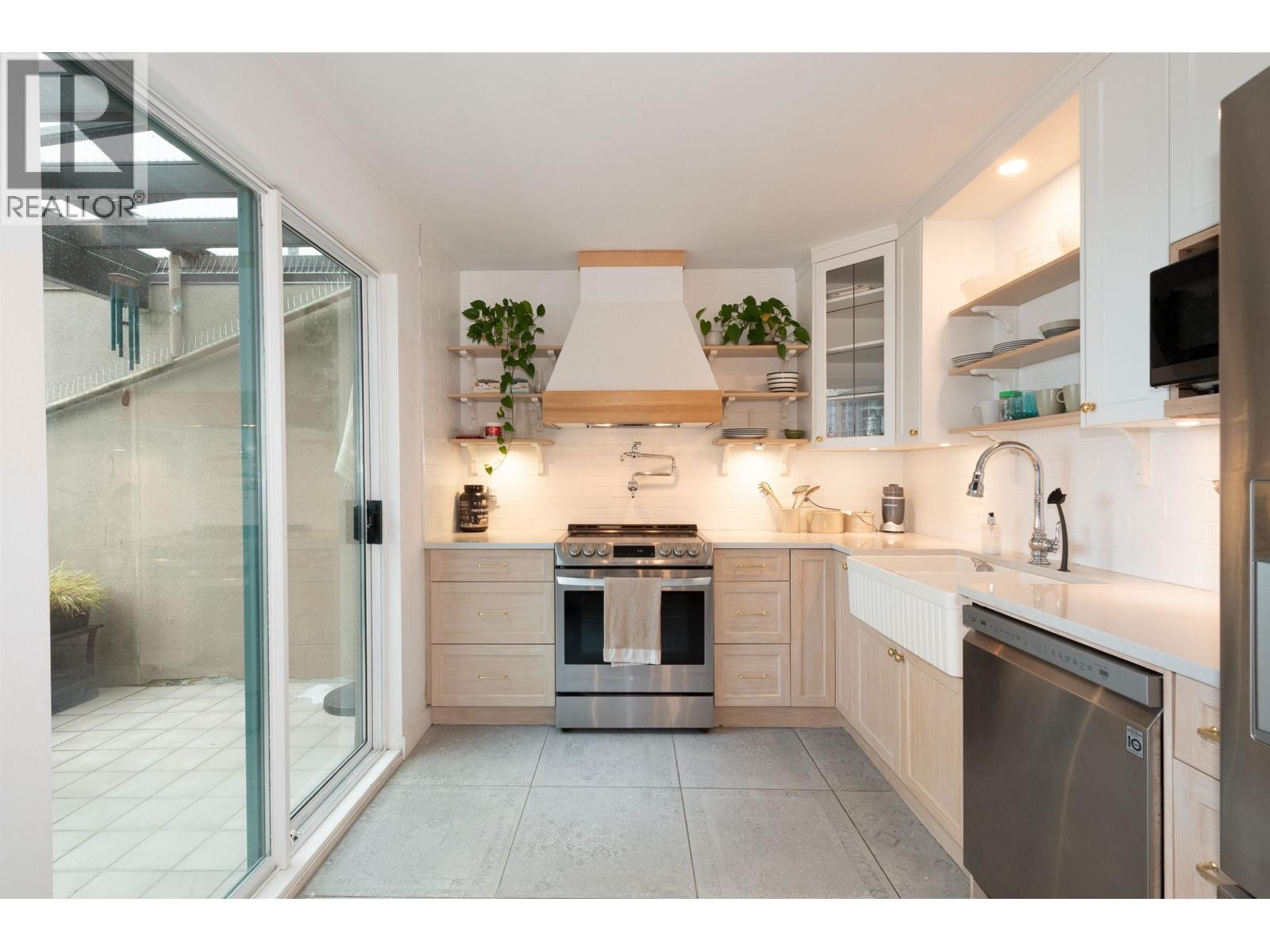 1504 1555 Eastern Avenue, North Vancouver, British Columbia  V7L 3G2 - Photo 14 - R3054045