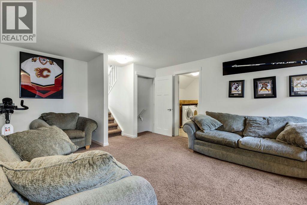 12 Suntree Lane, Okotoks, Alberta  T1S 1B9 - Photo 31 - A2253886