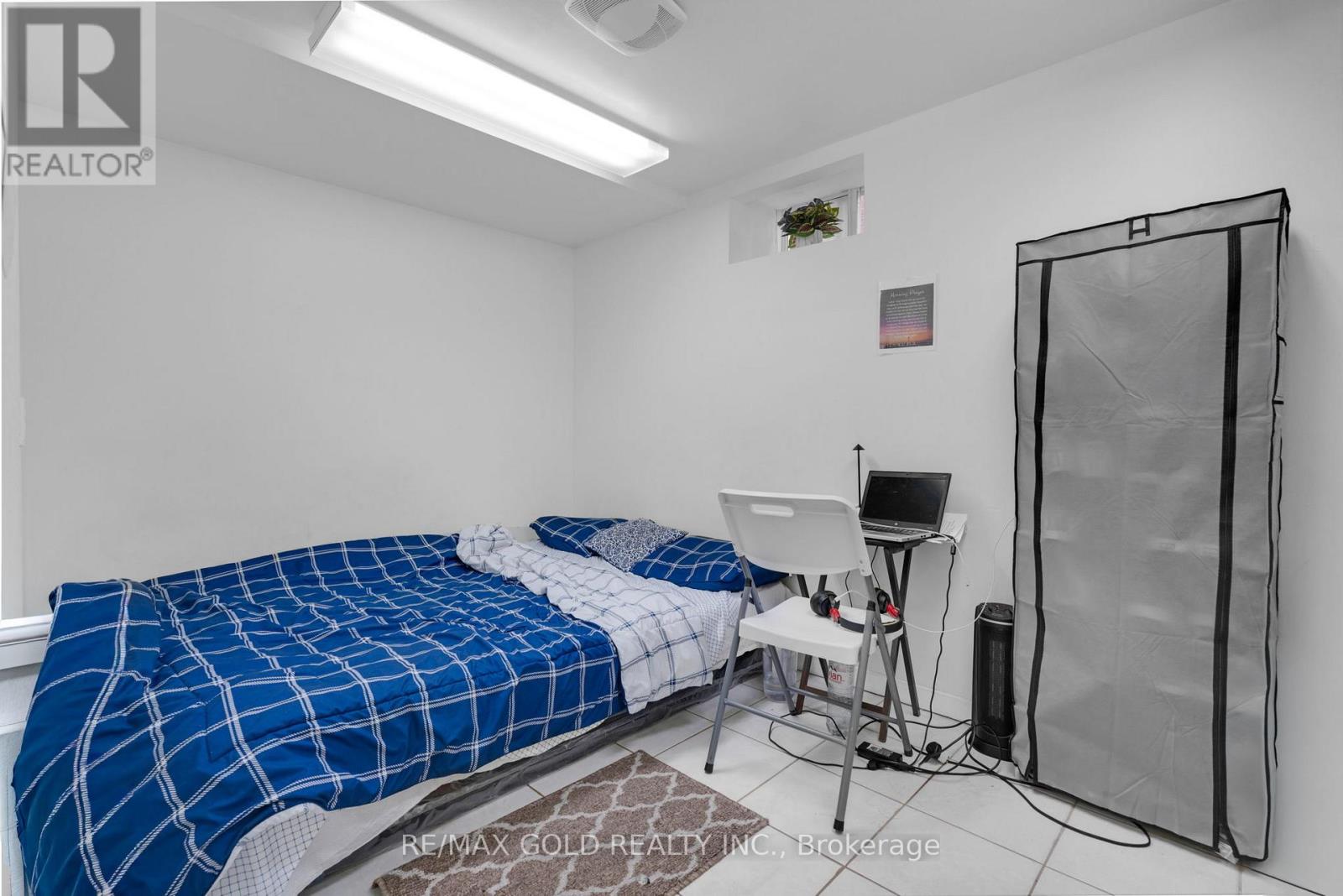 46 Cobblestone Court, Brampton, Ontario  L6R 2S2 - Photo 31 - W12445608