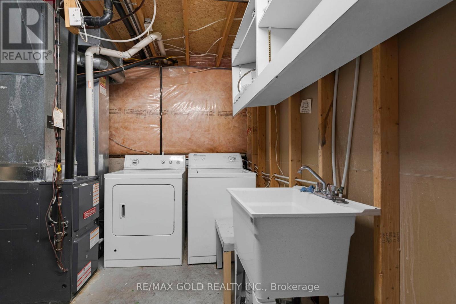 46 Cobblestone Court, Brampton, Ontario  L6R 2S2 - Photo 32 - W12445608