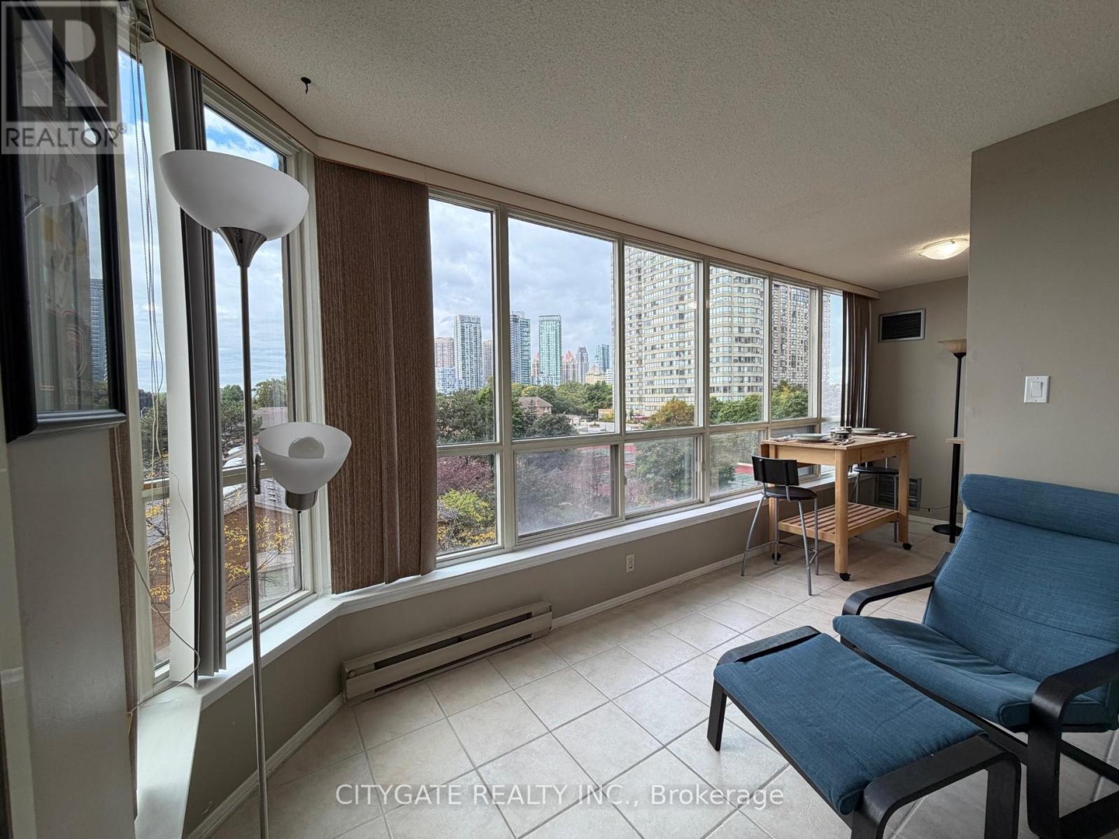 612 - 55 Elm Drive, Mississauga, Ontario  L5B 3Z3 - Photo 13 - W12450301