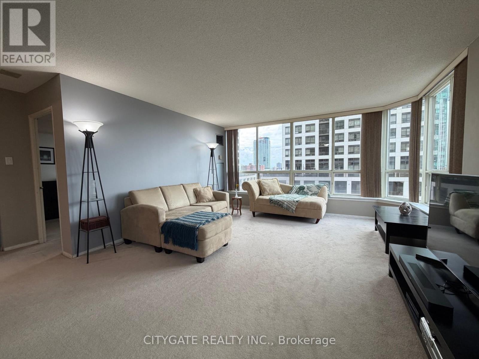 612 - 55 Elm Drive, Mississauga, Ontario  L5B 3Z3 - Photo 14 - W12450301