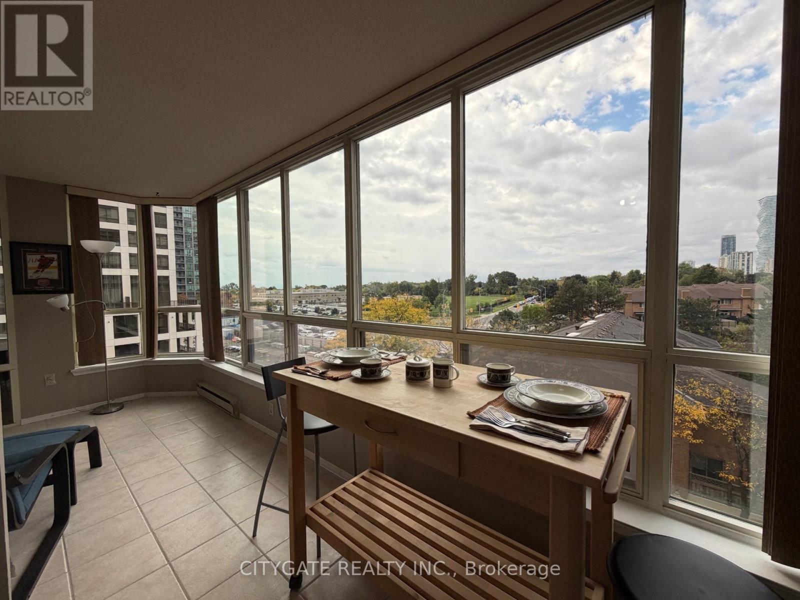 612 - 55 Elm Drive, Mississauga, Ontario  L5B 3Z3 - Photo 10 - W12450301