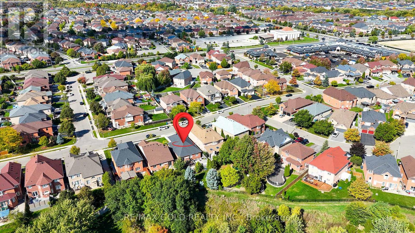 46 Cobblestone Court, Brampton, Ontario  L6R 2S2 - Photo 7 - W12445608