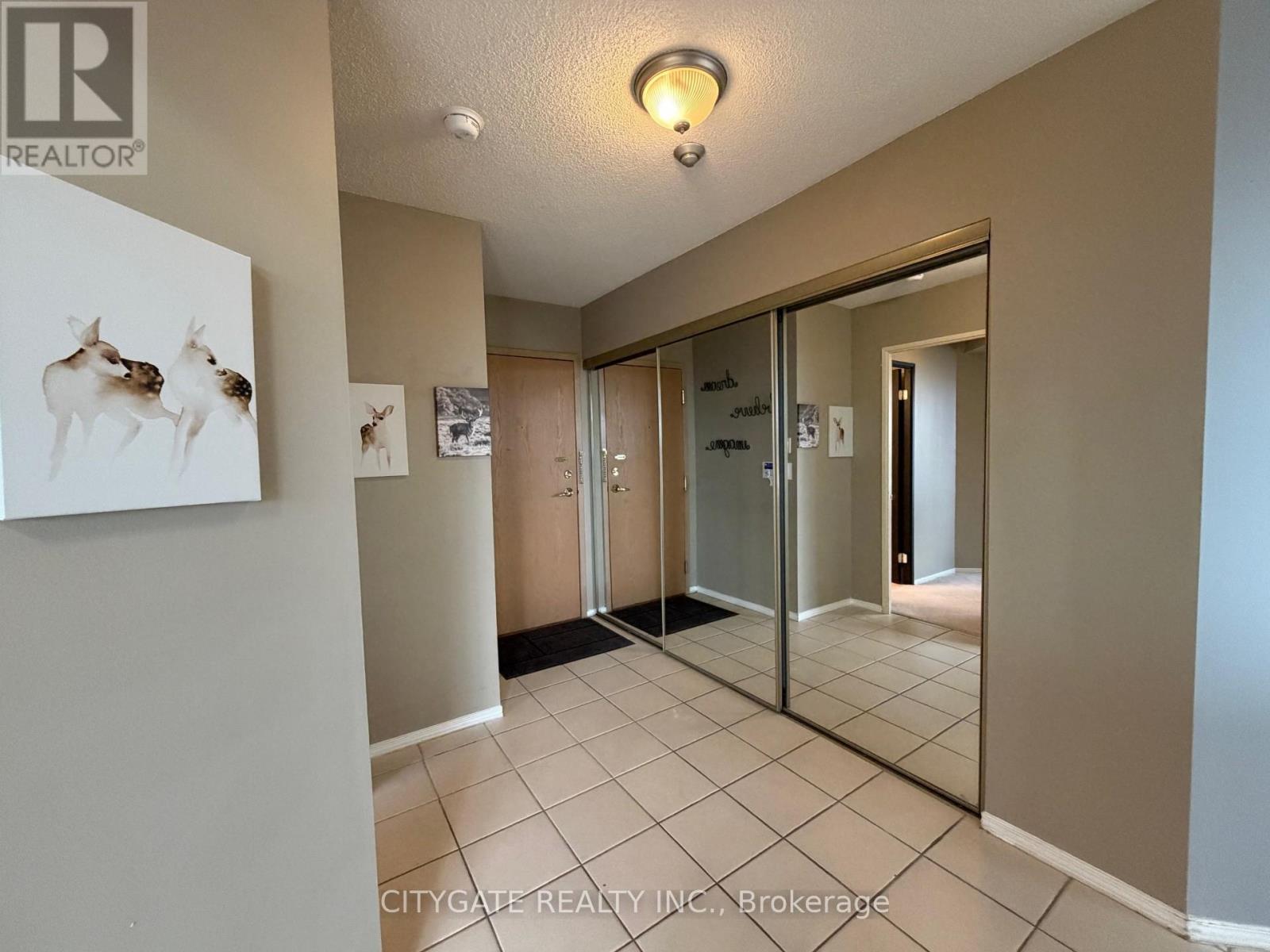 612 - 55 Elm Drive, Mississauga, Ontario  L5B 3Z3 - Photo 11 - W12450301
