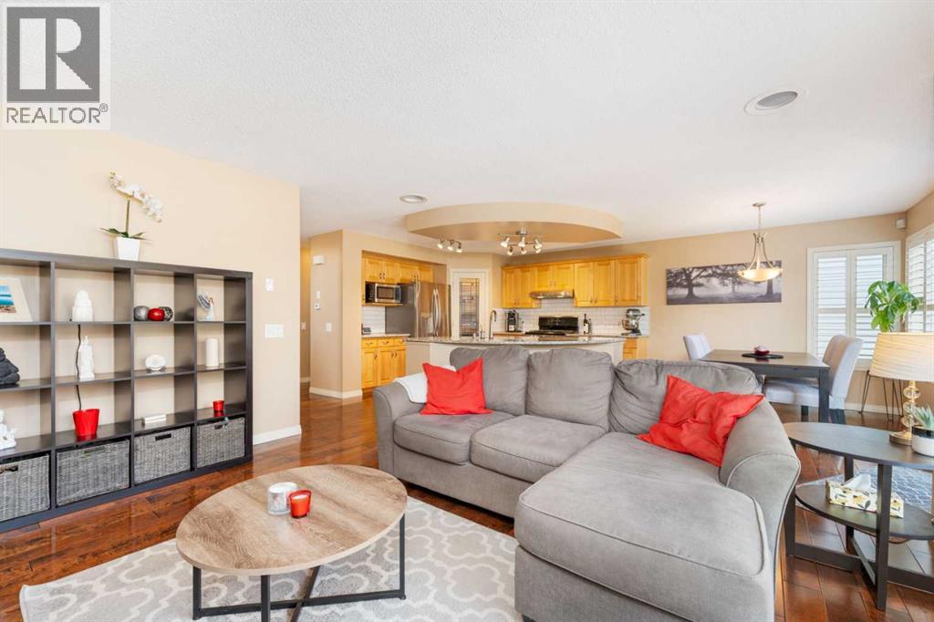 81 Tuscany Ravine Crescent Nw, Calgary, Alberta  T3L 2X2 - Photo 5 - A2260936