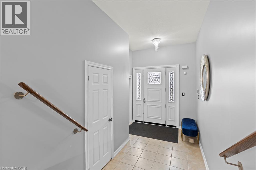 14 Carroll Lane Lane, Brantford, Ontario  N3T 5L5 - Photo 2 - 40774877