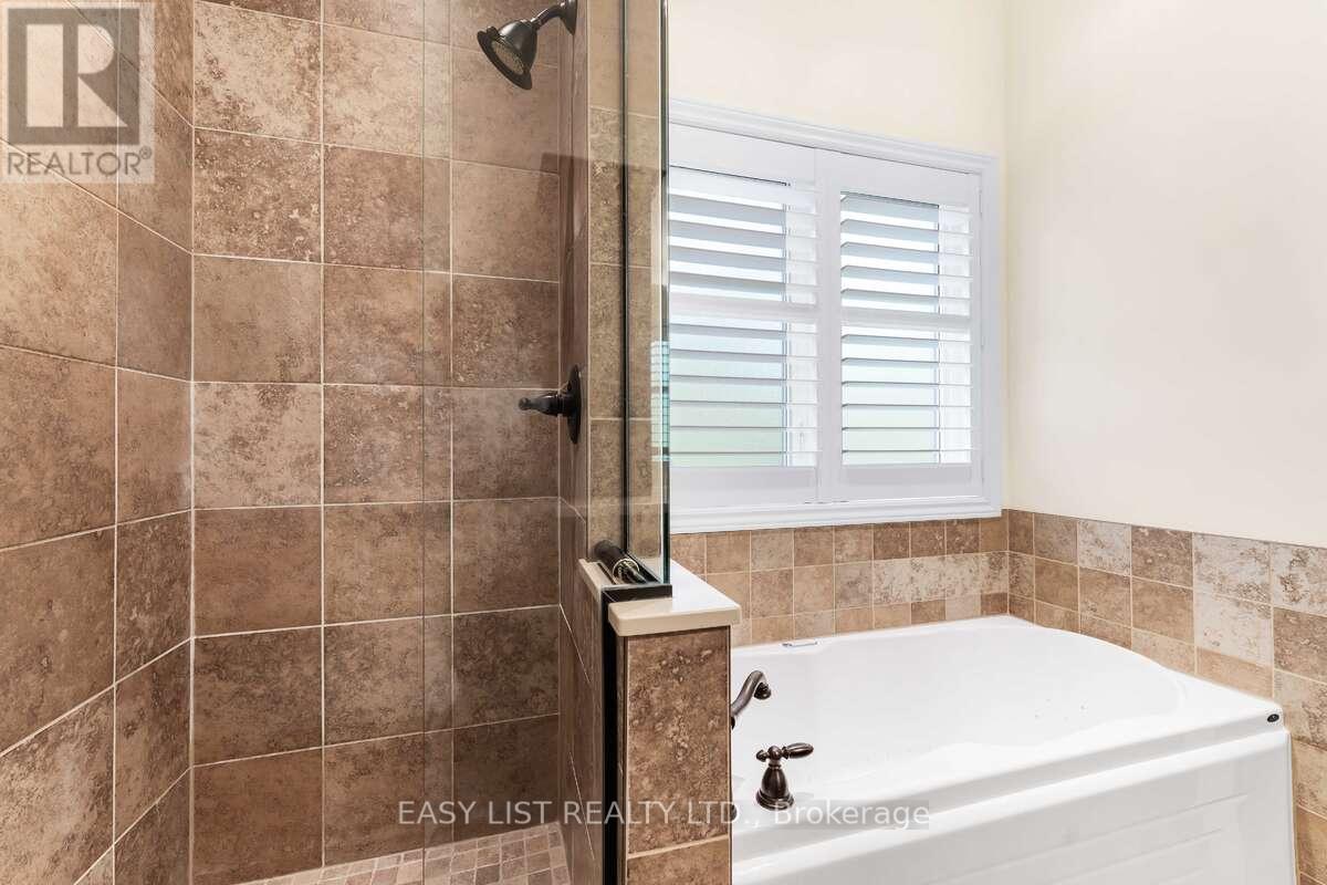 31 Forest Creek Drive, Ottawa, Ontario  K2S 1P9 - Photo 21 - X12450442