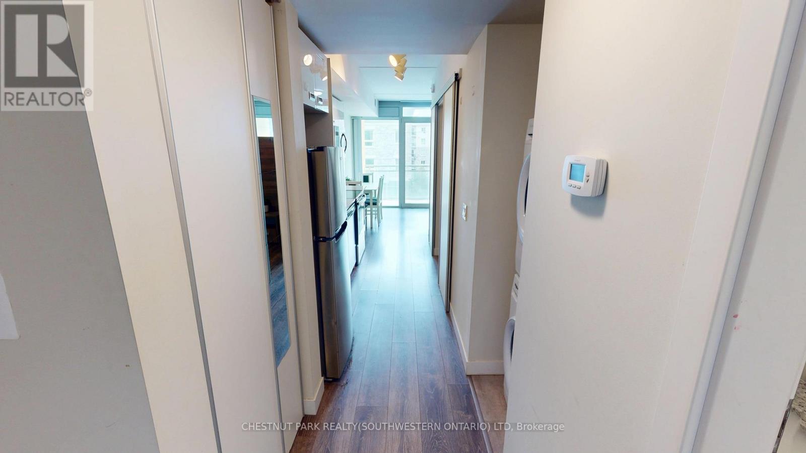 211 - 257 Hemlock Street, Waterloo, Ontario  N2L 3R4 - Photo 2 - X12450353