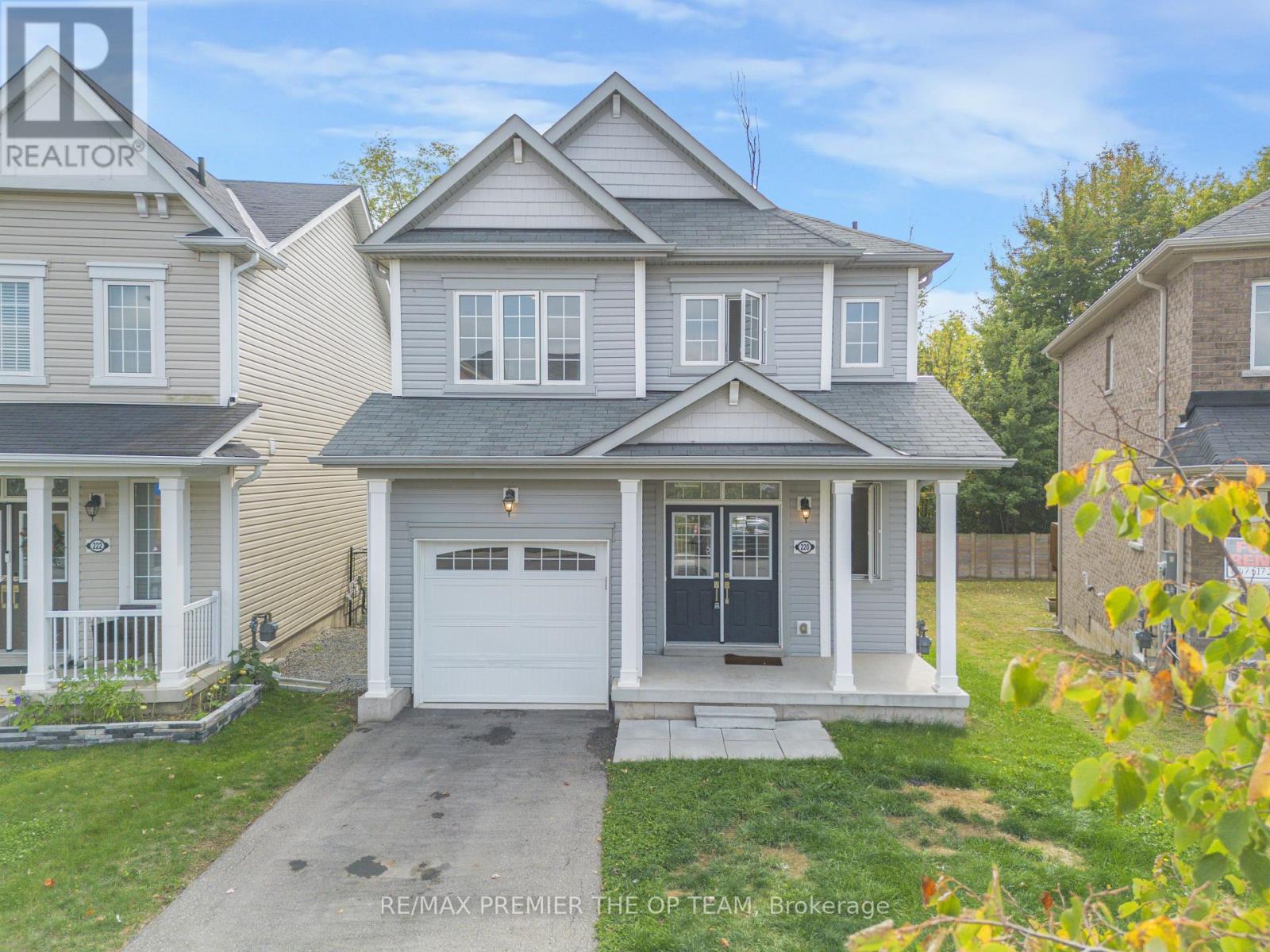 220 ESTHER CRESCENT, Thorold, Ontario