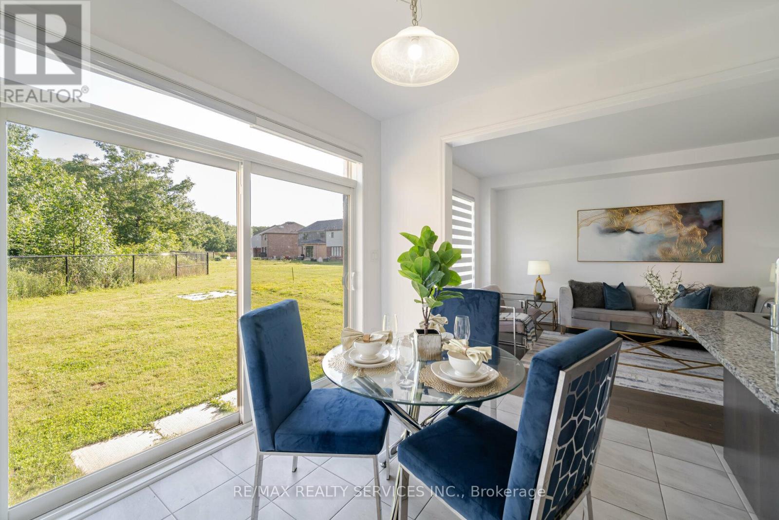 251 Bedrock Drive, Hamilton (Stoney Creek), Ontario  L8J 0M2 - Photo 21 - X12450385