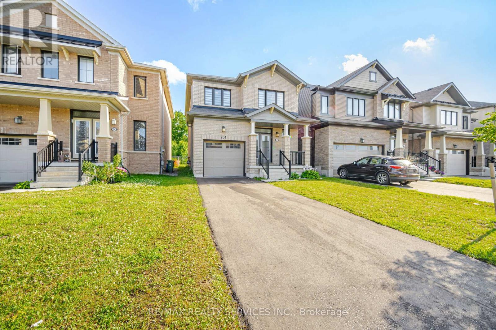 251 Bedrock Drive, Hamilton (Stoney Creek), Ontario  L8J 0M2 - Photo 8 - X12450385