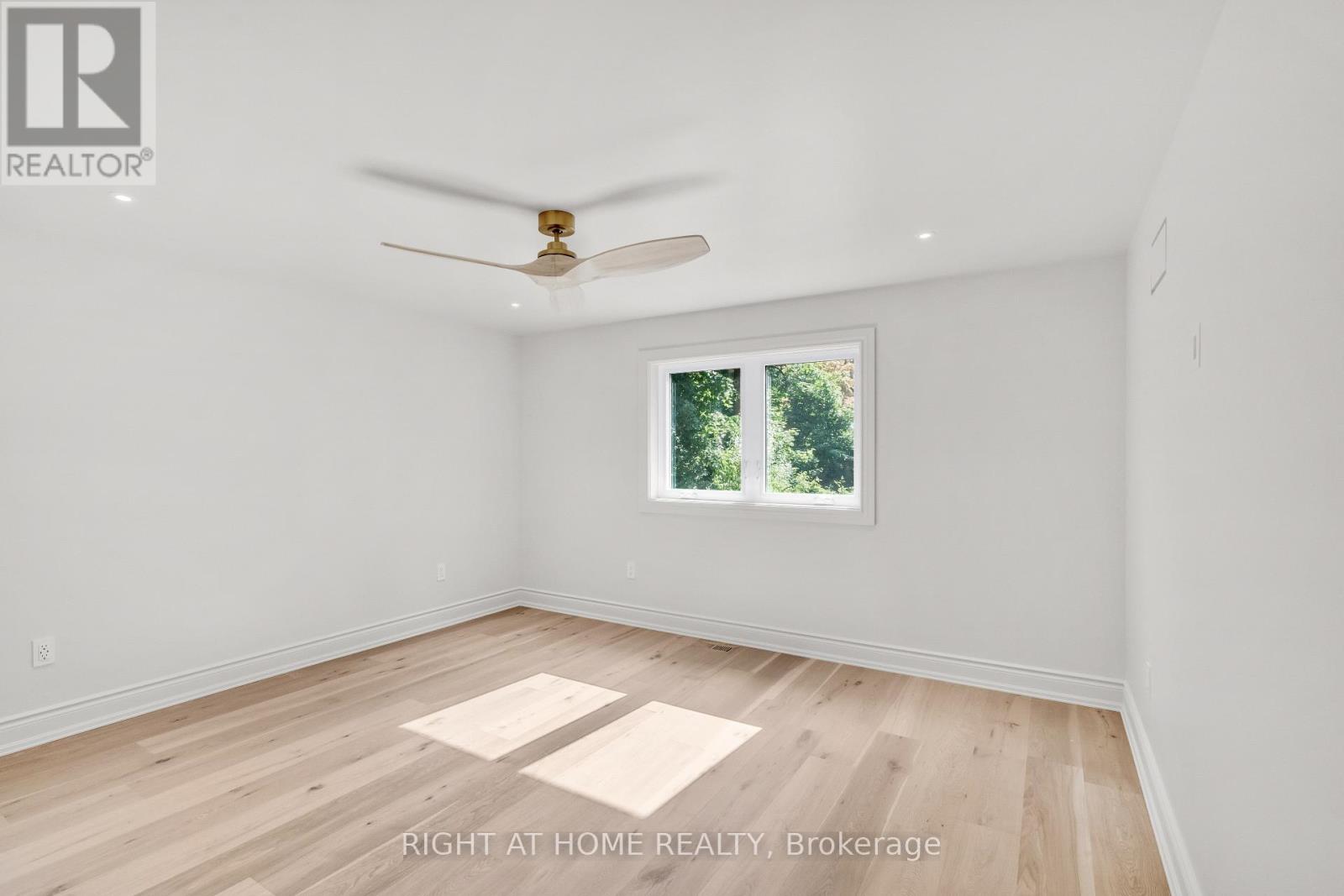 393 Hess Street S, Hamilton, Ontario  L8P 3R2 - Photo 30 - X12450389
