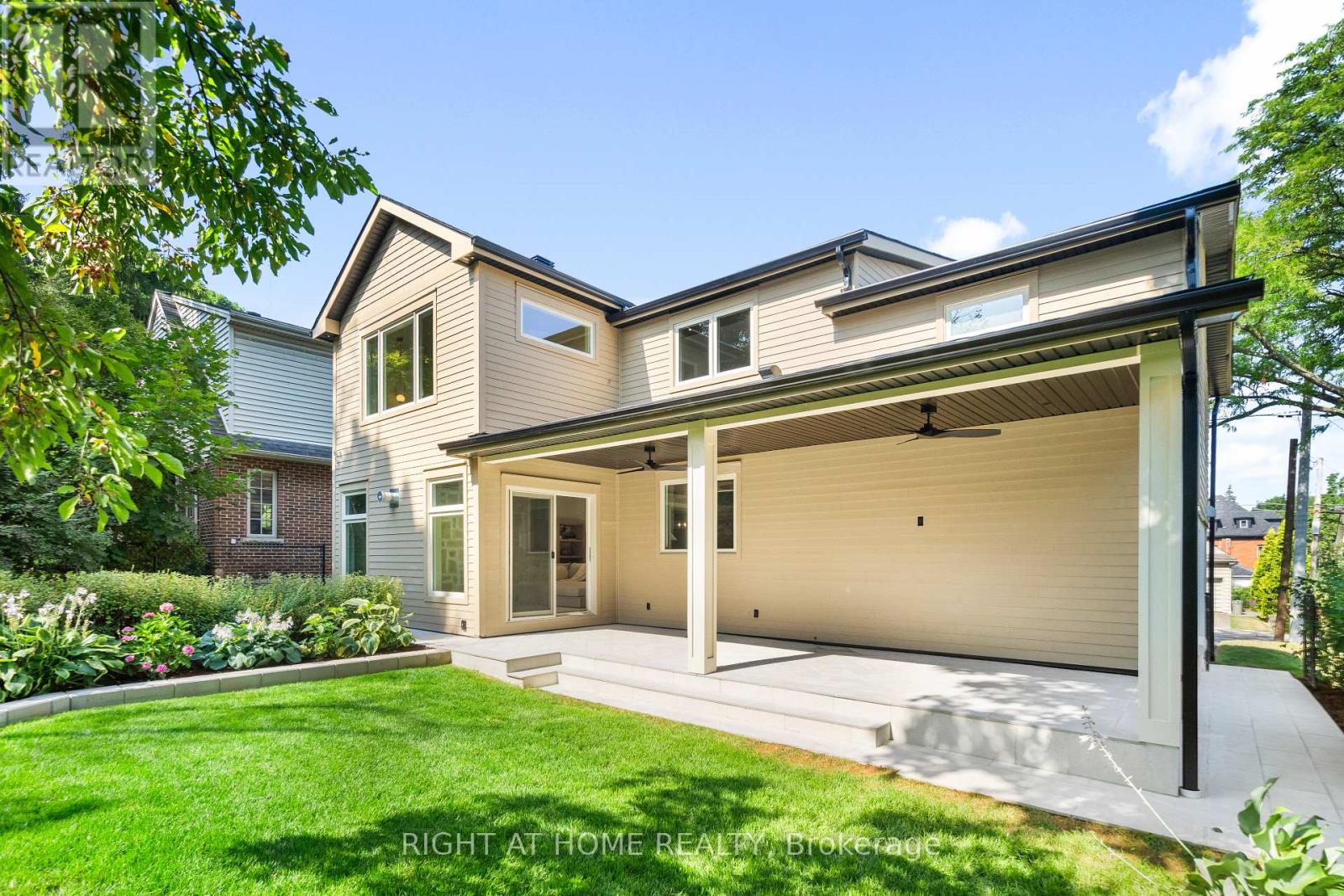 393 Hess Street S, Hamilton, Ontario  L8P 3R2 - Photo 46 - X12450389