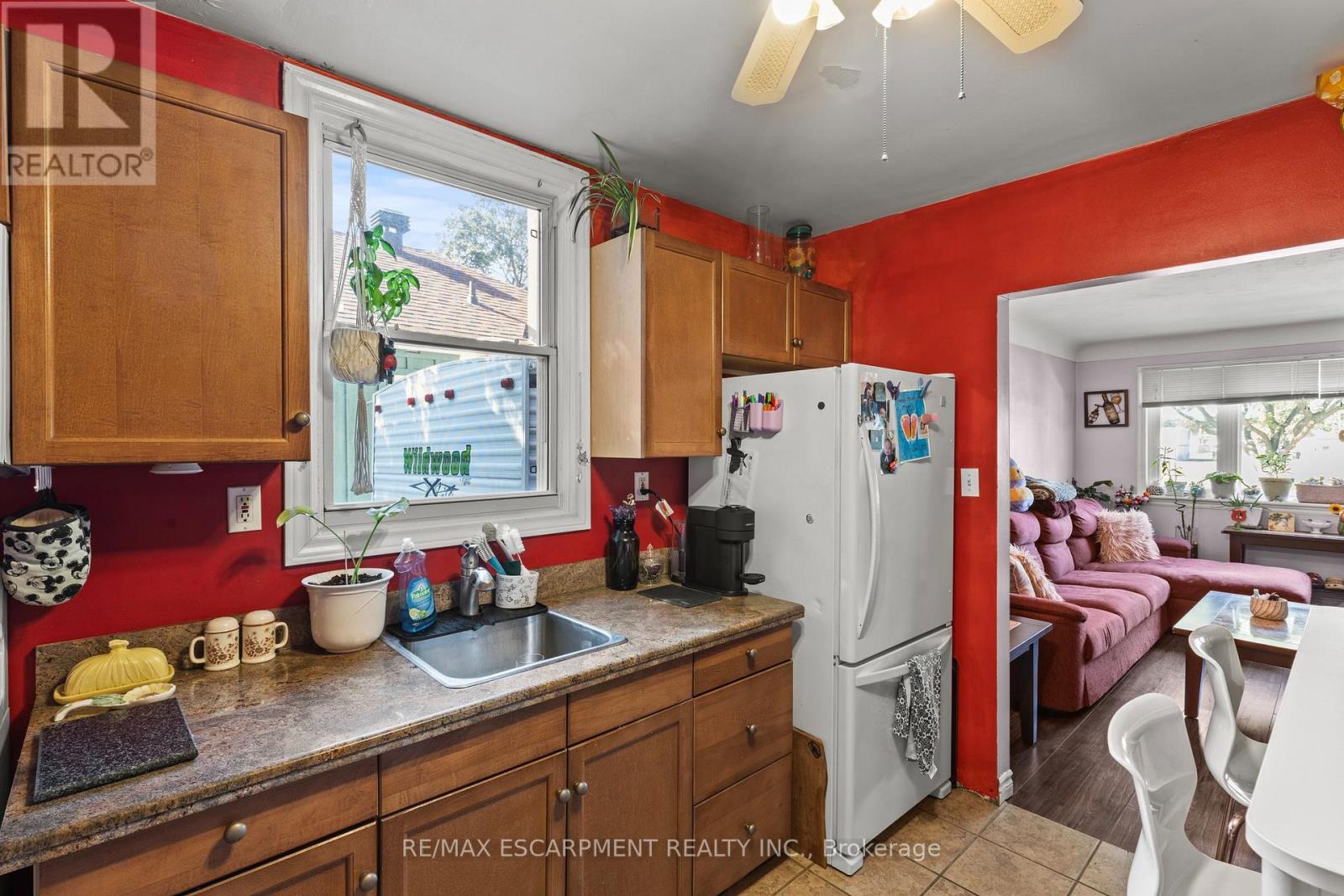 147 Summerhill Avenue, Hamilton, Ontario  L8K 3N5 - Photo 10 - X12450429