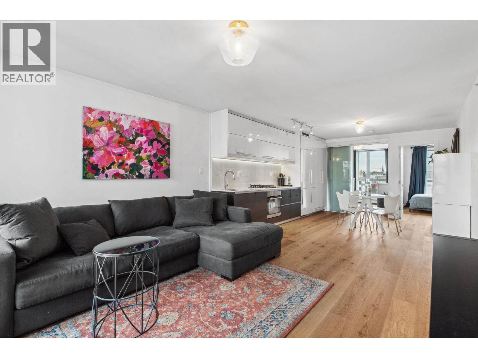 808 189 Keefer Street, Vancouver, British Columbia  V6A 0C8 - Photo 1 - R3056323