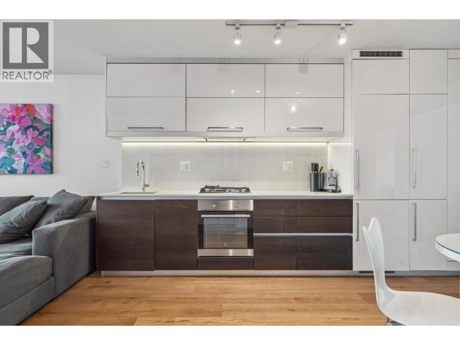 808 189 Keefer Street, Vancouver, British Columbia  V6A 0C8 - Photo 2 - R3056323