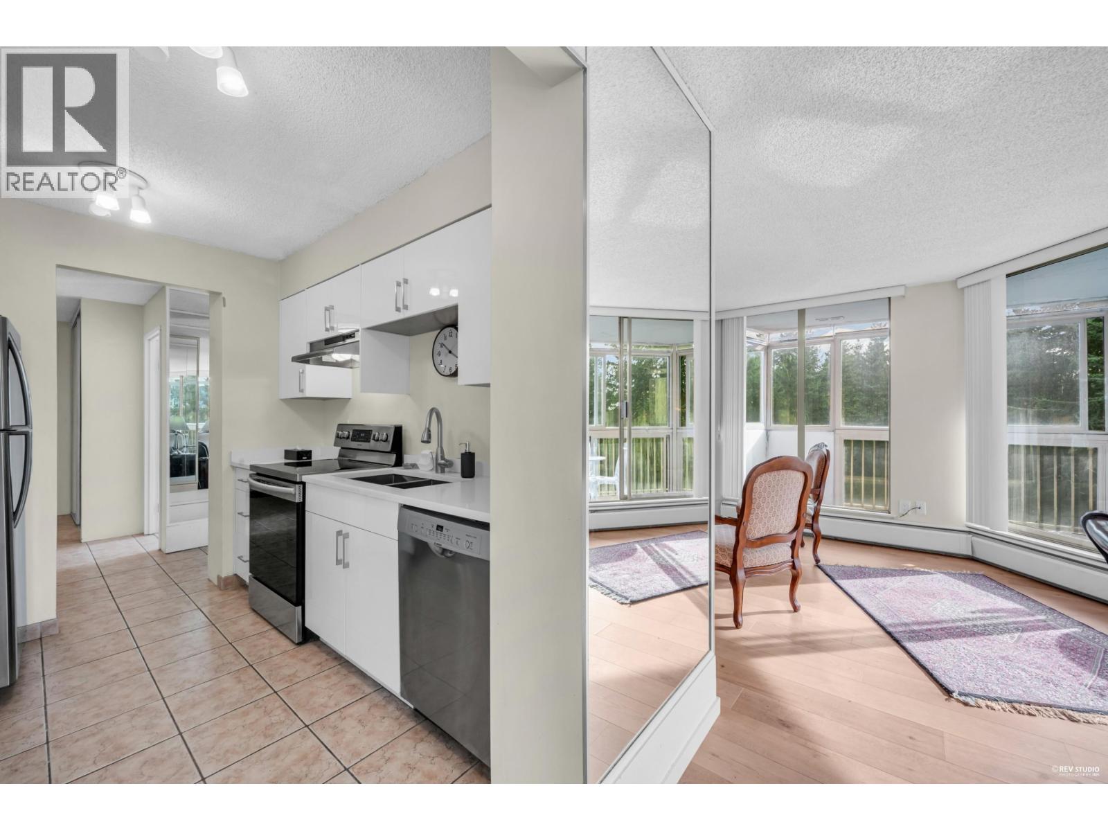 809 2024 Fullerton Avenue, North Vancouver, British Columbia  V7P 3G4 - Photo 12 - R3056324