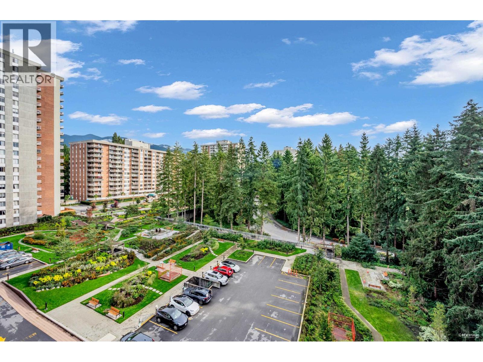 809 2024 Fullerton Avenue, North Vancouver, British Columbia  V7P 3G4 - Photo 2 - R3056324