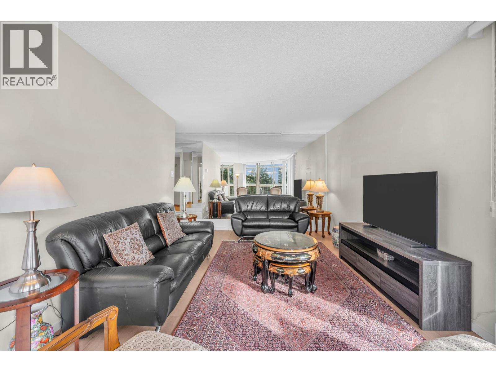 809 2024 Fullerton Avenue, North Vancouver, British Columbia  V7P 3G4 - Photo 4 - R3056324